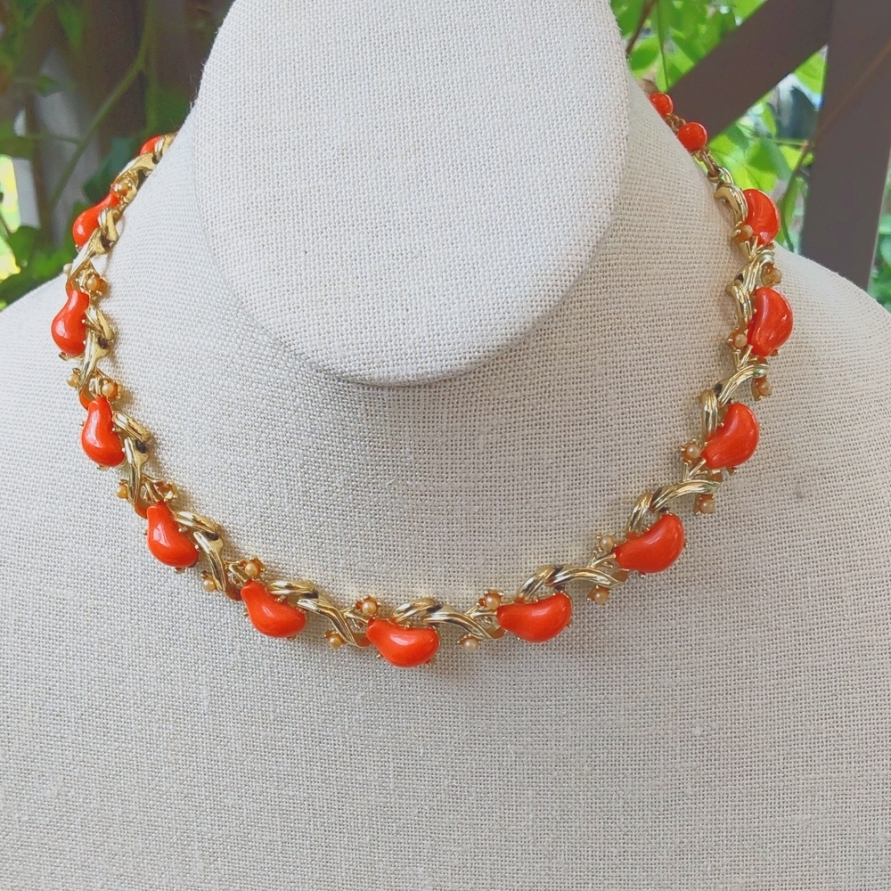 Necklace 16 in 2 in ext on goldtone orange